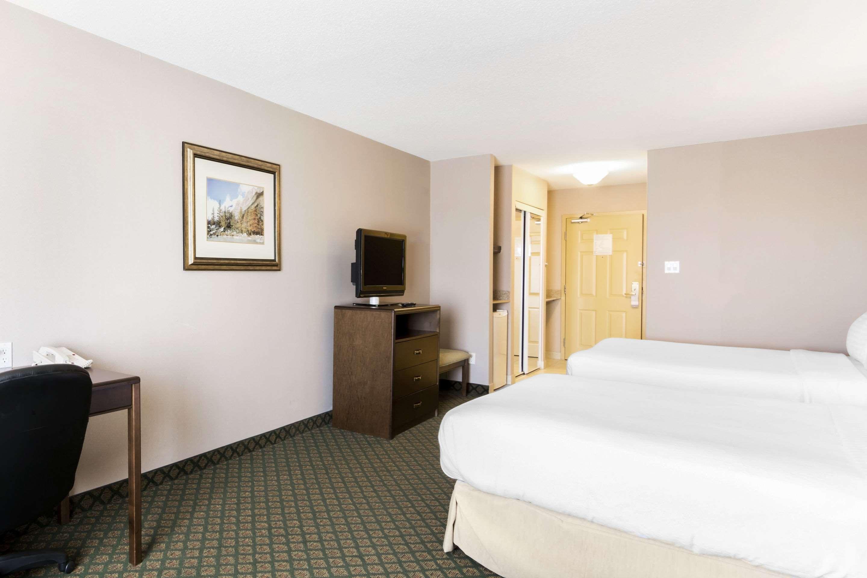 Clarion Hotel & Conference Centre Sherwood Park Extérieur photo