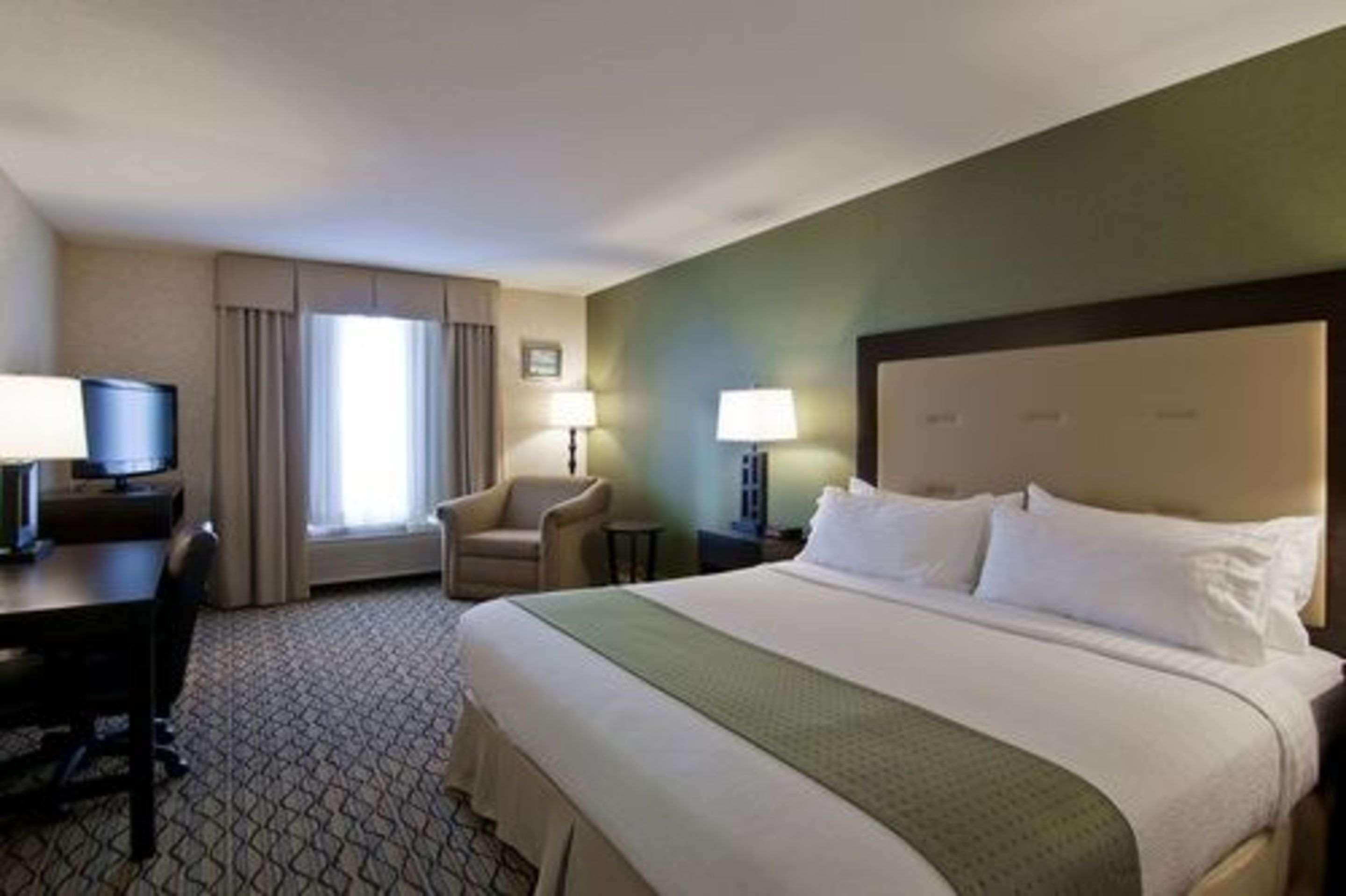 Clarion Hotel & Conference Centre Sherwood Park Extérieur photo