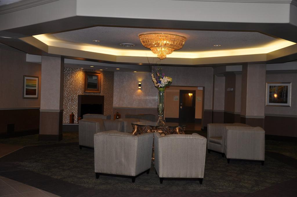 Clarion Hotel & Conference Centre Sherwood Park Extérieur photo