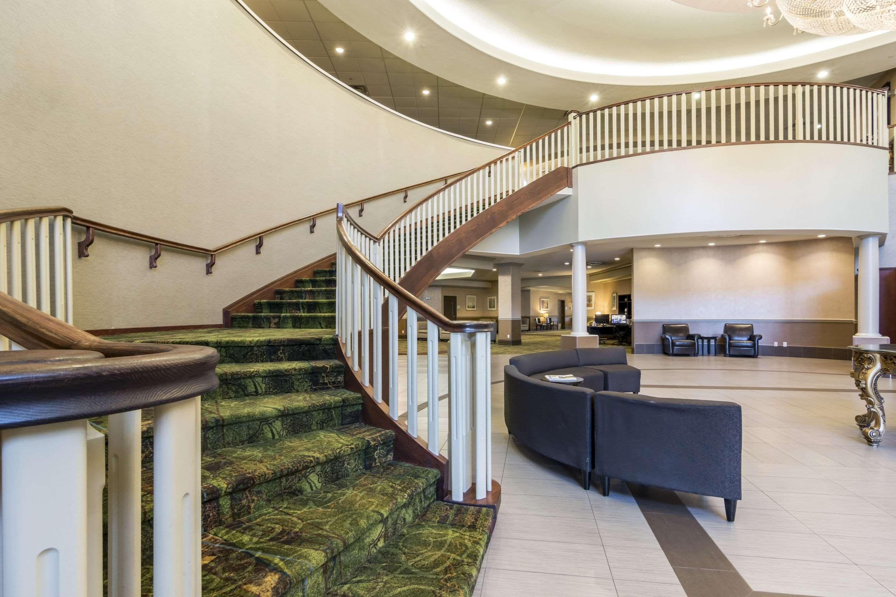 Clarion Hotel & Conference Centre Sherwood Park Extérieur photo