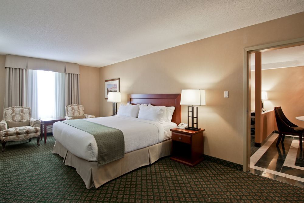 Clarion Hotel & Conference Centre Sherwood Park Extérieur photo